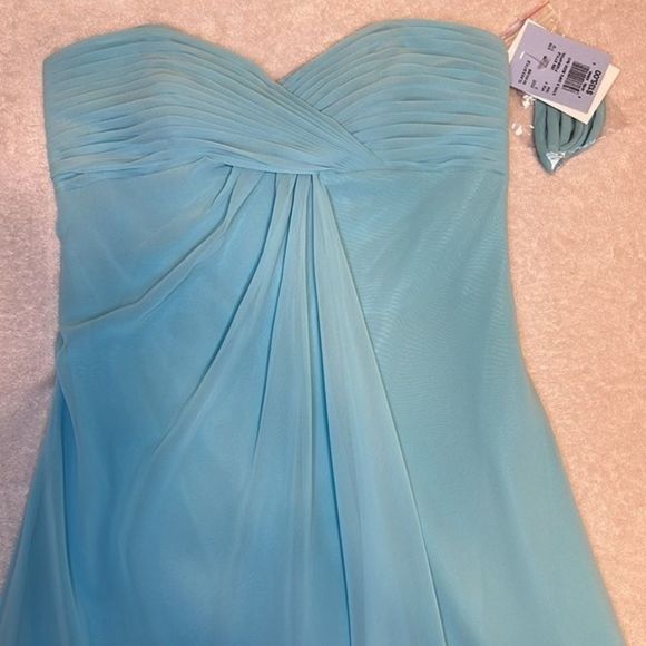 David’s Bridal Strapless Crinkle Chiffon Dress - Picture 10 of 12